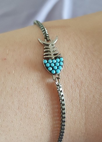 Turkuaz Taşlı Zincir Detaylı Kadın El Zinciri - Görsel 3