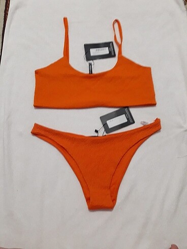 Pretty Little Thing bikini