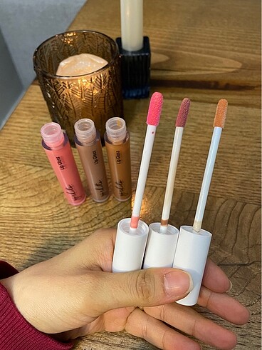  Beden Görkito Lip Gloss