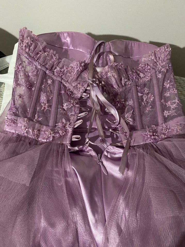 Alfa beta Lila pembe Fırfırlı Straplez Gece Elbisesi - Görsel 3