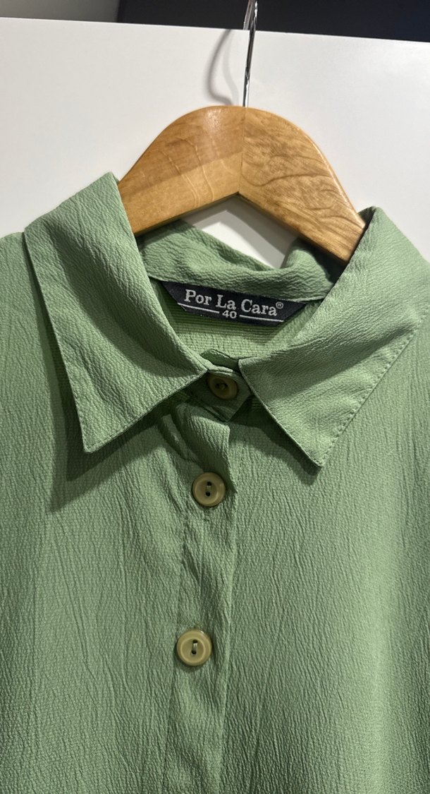 Düğmeli Uzun Kollu Yeşil Keten Tunik - Görsel 2