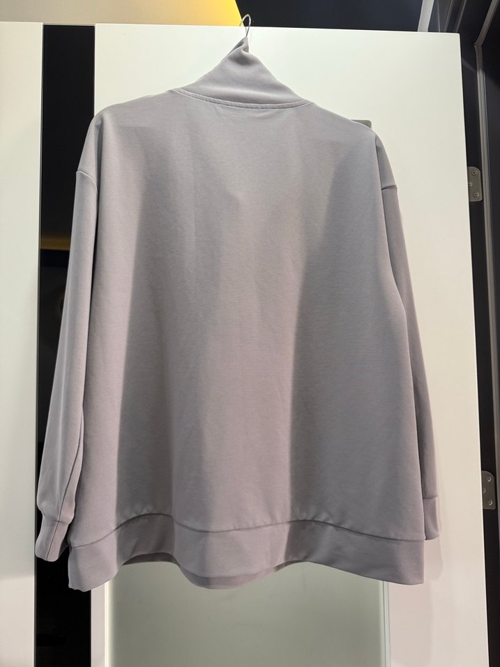 Gri Yarım Fermuarlı Yüksek Yakalı Sweatshirt - Görsel 4