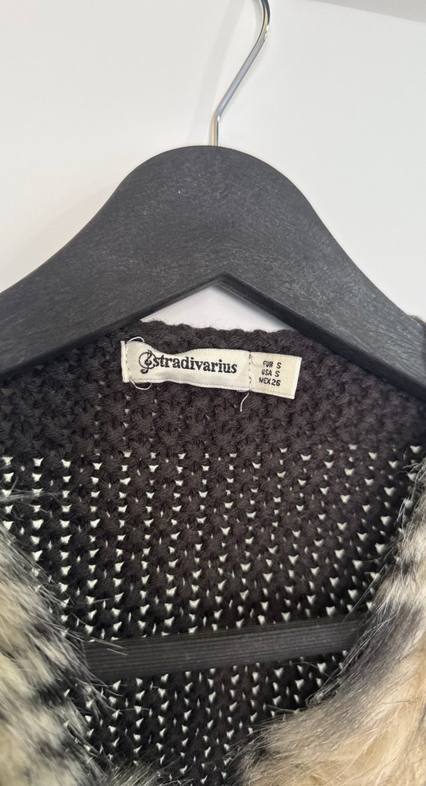 Kürk Detaylı Uzun Gri Zebra Desenli Kadın Yelek - Görsel 3