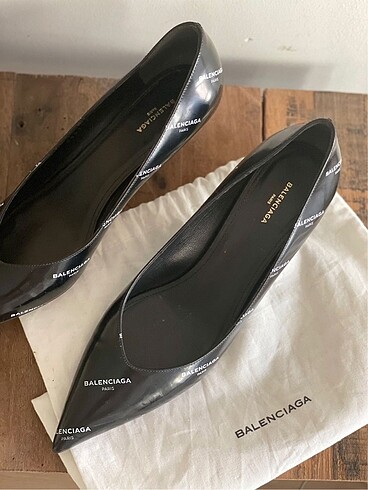 Balenciaga Kısa Topuklu Ayakkabı