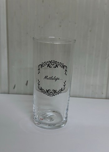 Beyaz Desenli Cam Bardak