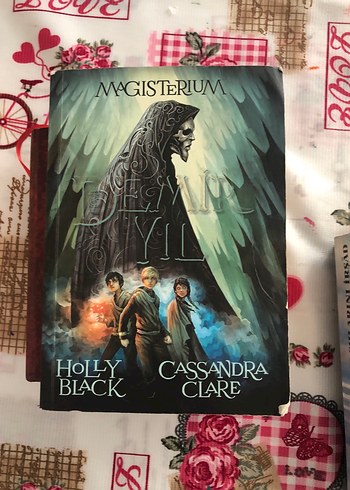 Magisterium Serisi - Holly Black & Cassandra Clare