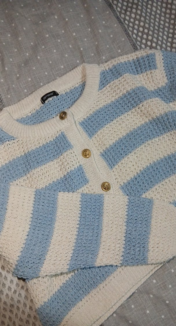 Mavi Çizgili Düğmeli Triko Hırka - Görsel 3