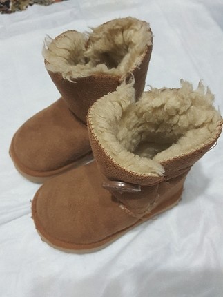 22 numara ugg bot