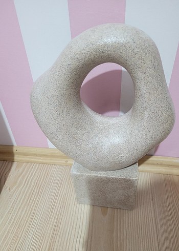 Bej Soyut Figürin - Görsel 3