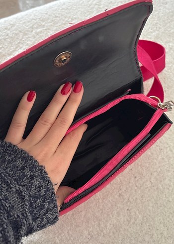 Pembe Kemerli Kadın Çanta - Görsel 4