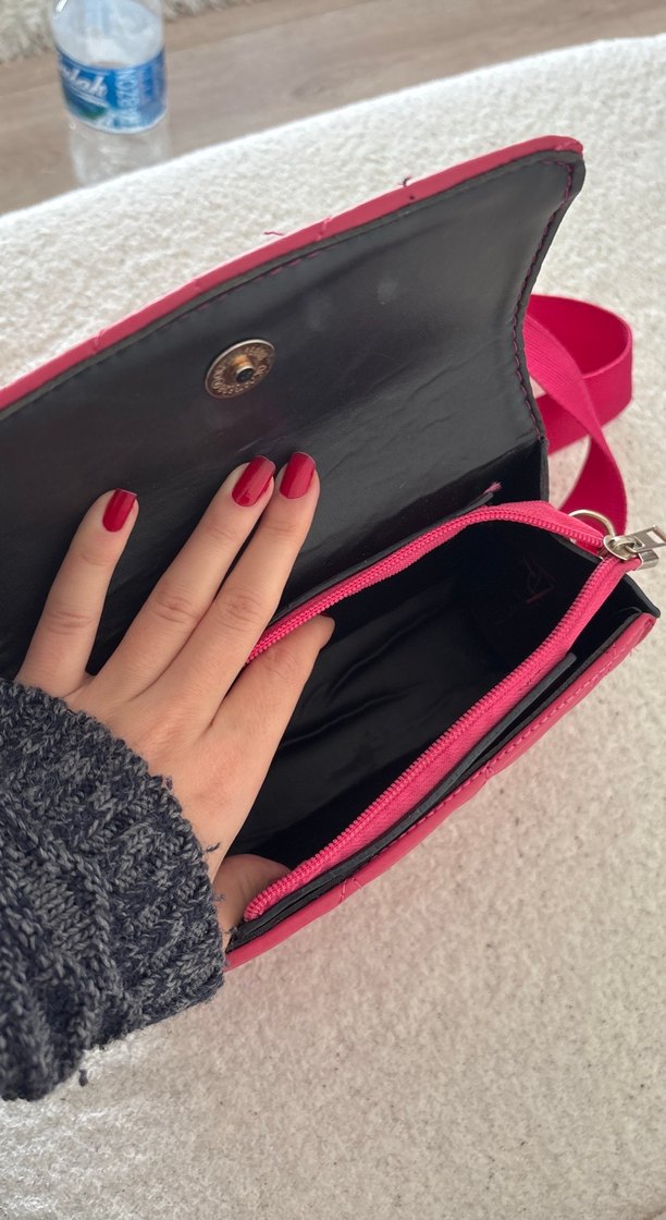 Pembe Kemerli Kadın Çanta - Görsel 4