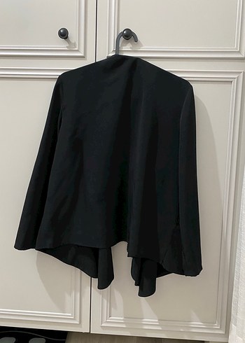 Siyah Dökümlü Ceket - Görsel 5