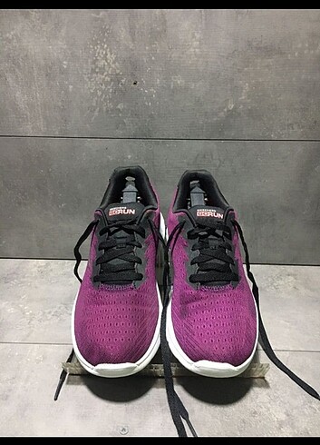 #Skechers