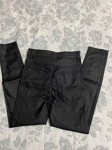 Pull and Bear pull bear pantolon