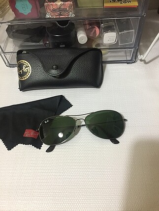 Ray ban güneş gözlüğü