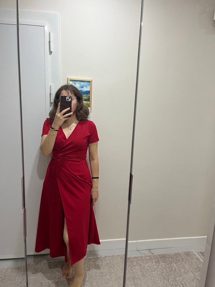 Kırmızı V Yaka Midi Drapeli Elbise - Görsel 2