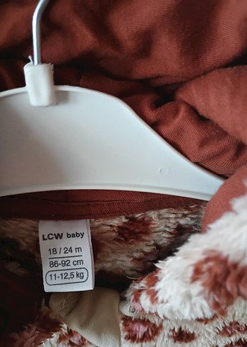 Kız Çocuk Kapüşonlu Kahverengi Desenli Ceket - Görsel 2