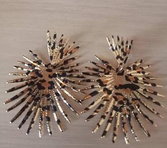 Beden LEOPAR DESENLİ İTHAL KÜPE