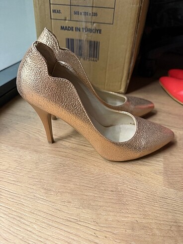 Diğer Stiletto