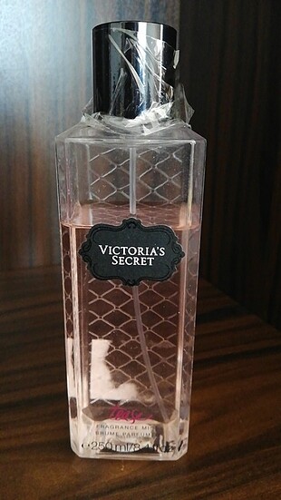 Victoria s Secret Tease body mist 