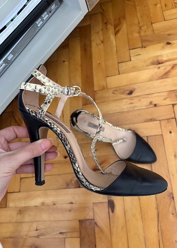 Siyah Yılan Desenli Stiletto - Görsel 3