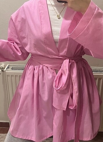 Pembe keten fırfırlı kimono