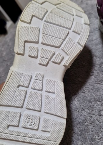 Kız Çocuk Mor Cırt Cırtlı Spor Ayakkabı - Görsel 2