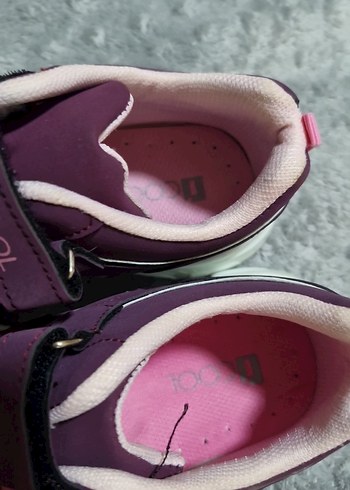 Kız Çocuk Mor Cırt Cırtlı Spor Ayakkabı - Görsel 4
