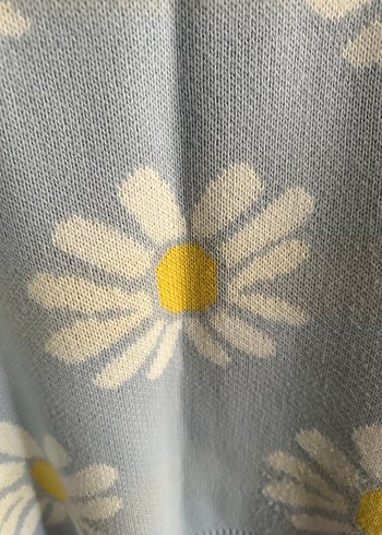 Gri Çiçek Desenli Örgü Kadın Kazak - Görsel 4