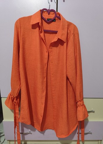 Turuncu Düğmeli Uzun Kollu Keten Gömlek - Görsel 2
