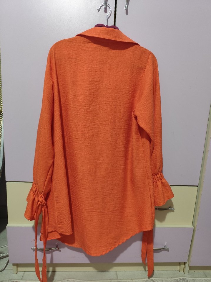 Turuncu Düğmeli Uzun Kollu Keten Gömlek - Görsel 5