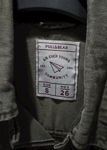 Pull and Bear Kamuflaj Desenli Düğmeli Kadın Ceket
