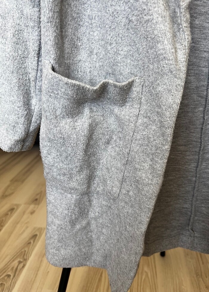 Zara pardesü hırka kalınlığında - Görsel 2