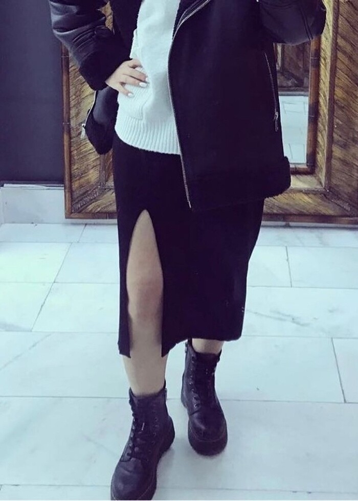 Etek örme yandan yırtmaçlı beli lastikli - Görsel 4