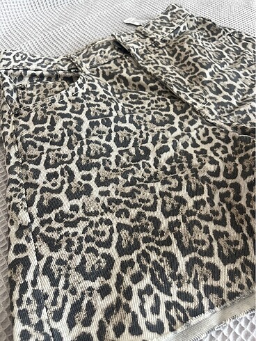 xs Beden Şort leopar