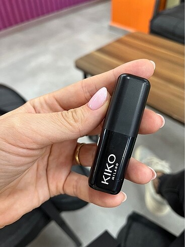 Kiko Smart Fusion Lipstick