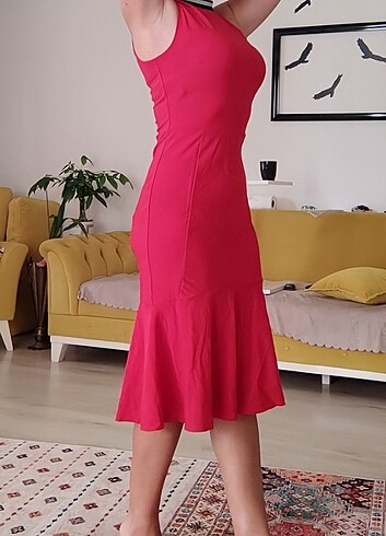 Kırmızı ofis elbisesi 