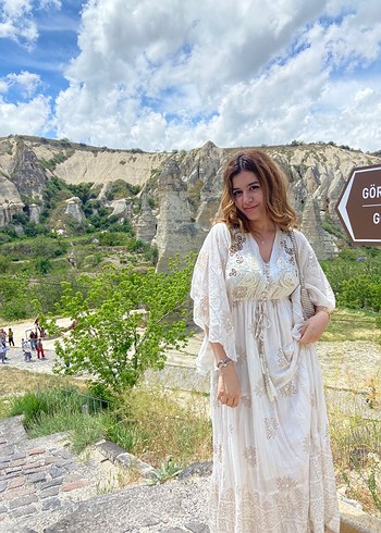 Zara Dantel Detaylı Bohem V Yaka Uzun Elbise