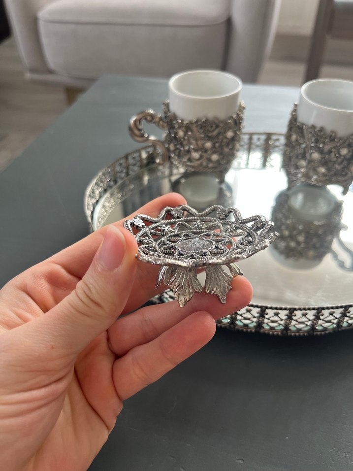 Gri Beyaz Seramik Fincan ve Tepsi Seti - Görsel 2