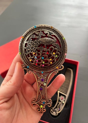 Süslü El Aynası ve Tarak Seti - Görsel 2
