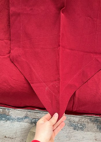 Koyu Kırmızı Düz masa Örtüsü - Görsel 2