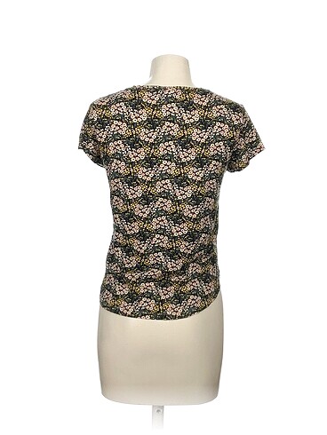 s Beden H&M T-shirt %70 İndirimli.