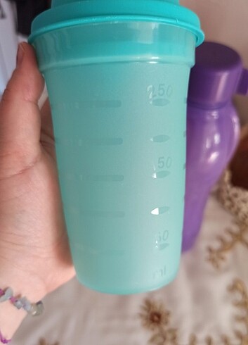 Beden turkuaz Renk Tupperware mini şek şek