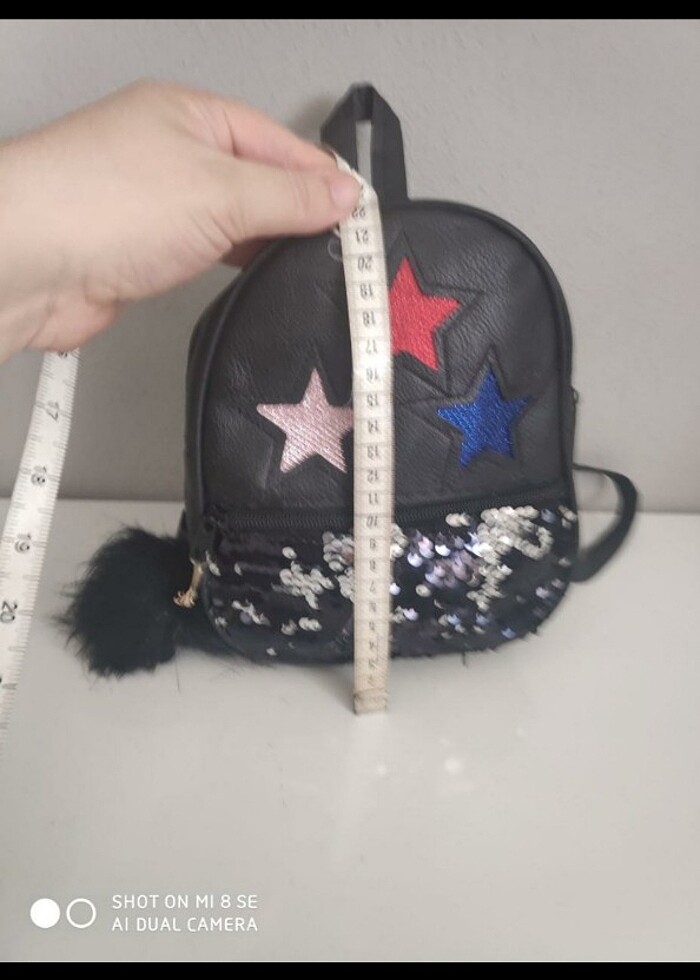 Küçük sırt çantası  - Görsel 2