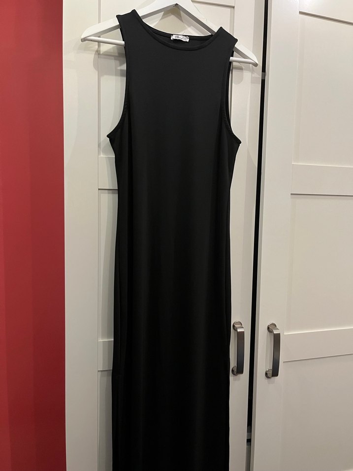 Siyah Uzun Kolsuz Yüksek Yakalı Elbise - Görsel 2