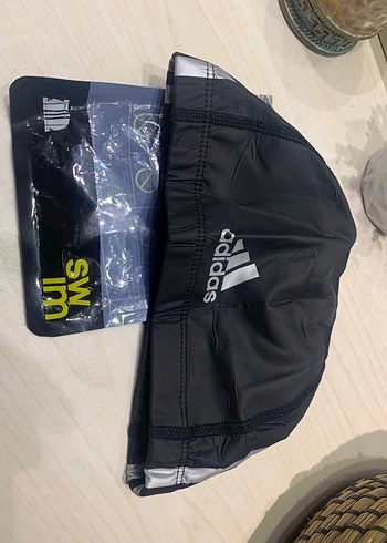 Siyah Adidas Havuz Bonesi