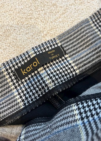 Gri Pileli Ekose Mini Şort - Görsel 3