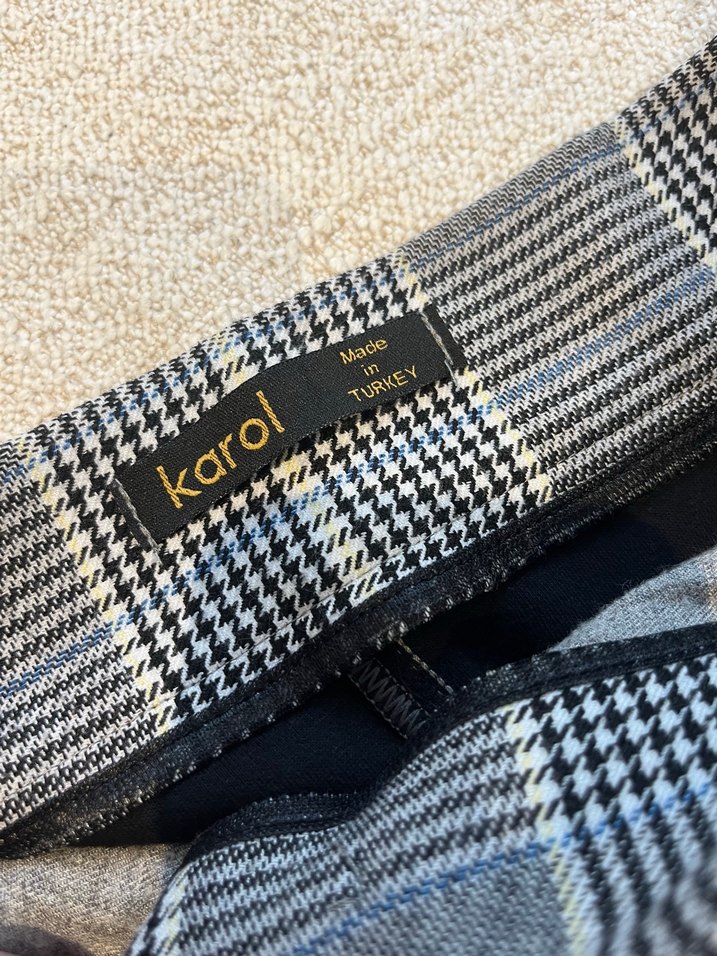 Gri Pileli Ekose Mini Şort - Görsel 3