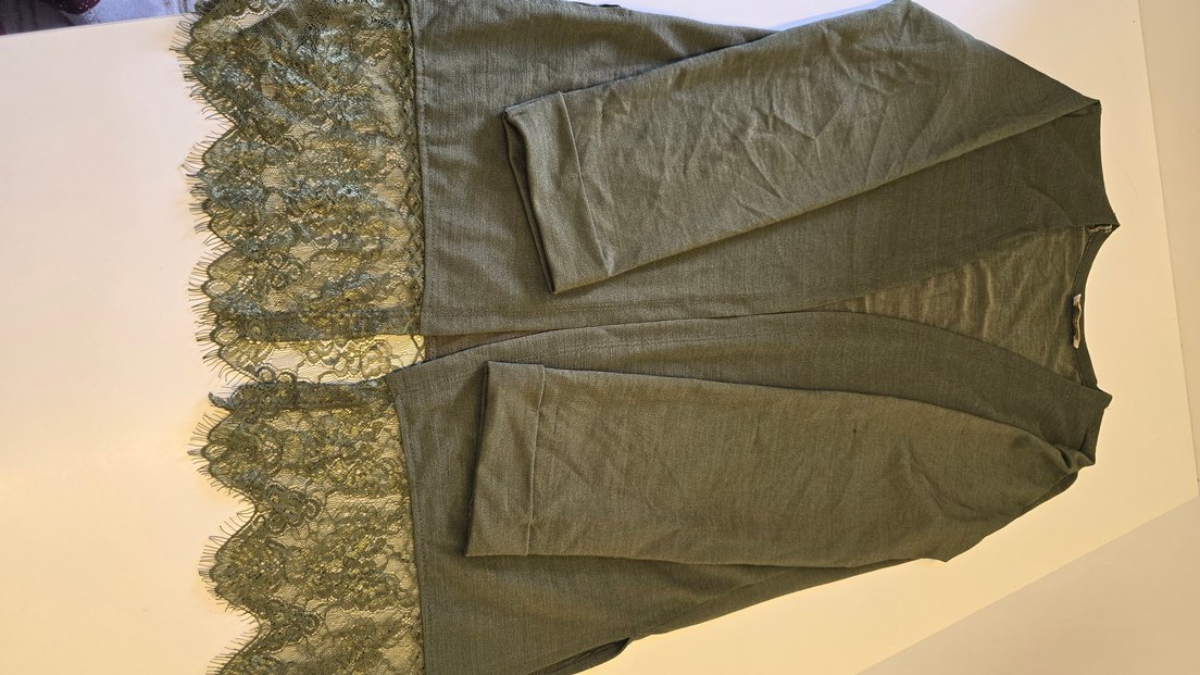 Dantelli ceket - Görsel 3