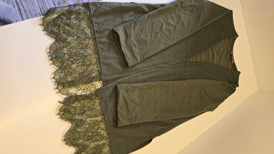 Dantelli ceket - Görsel 2